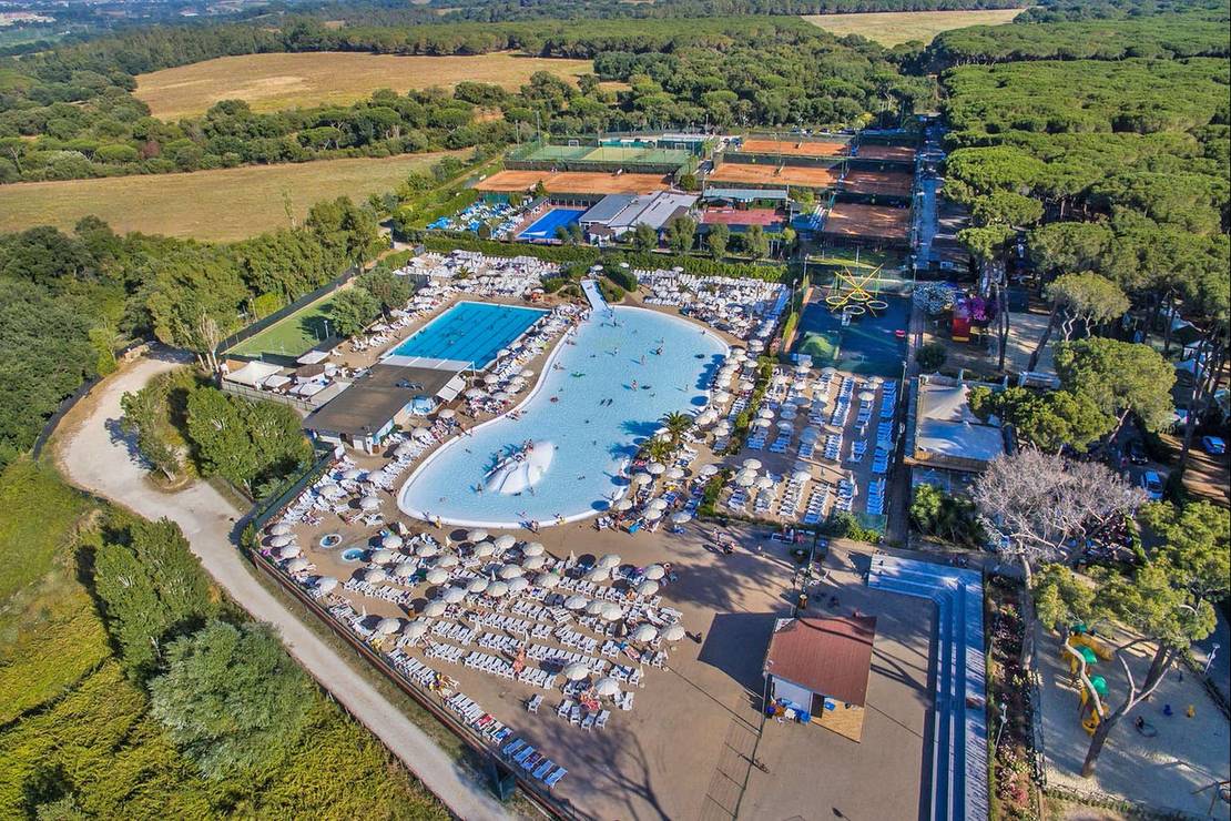 hu Fabulous Village 5