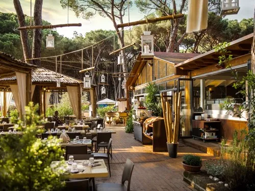 hu Fabulous Village 6