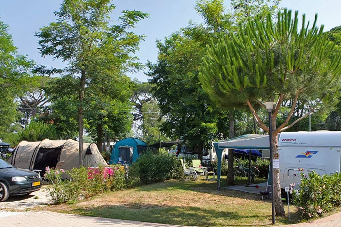 hu Park Albatros village 5