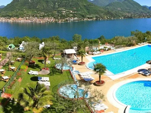 Glamping Resort Weekend 6