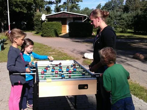 Campingpark & Wohnmobilhafen Am Gr. Lausiger Teich 6