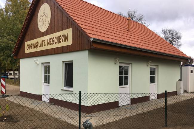 Das Projekt "Neubau des Sanitärgebäudes" ist abgeschlossen.