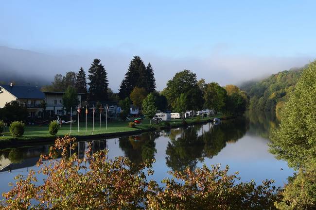 Campingplatz Dausenau - Direkt am Ufer der Lahn gelegen