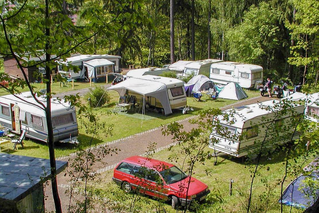 Campingplatz & Bungalowdorf "Am Waldbad" Erlau 5