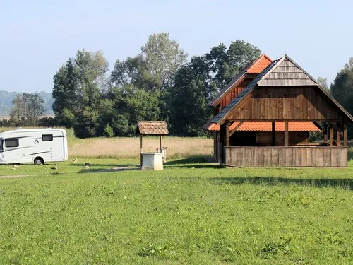 Campingplatz Zelen-Gaj 4