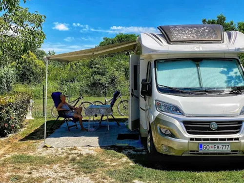 Campsite Lighthouse 7