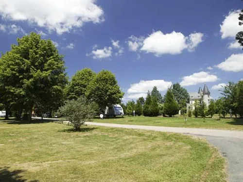 Castel Le Chateau De Leychoisier 7