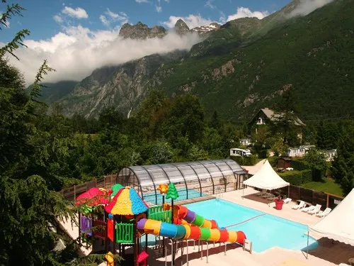 Castel Le Château de Rochetaillée 3