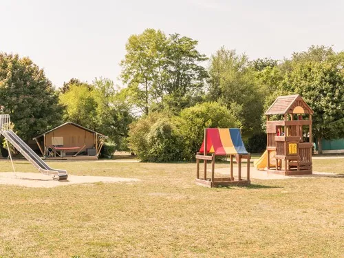 Castel Le Petit Trianon De Saint Ustre 5