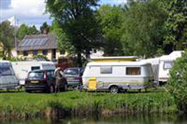 Corona Camping image 0