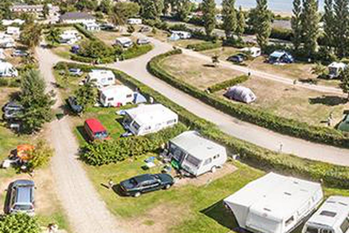 Campingplatz Stranddörp Lobbe 6