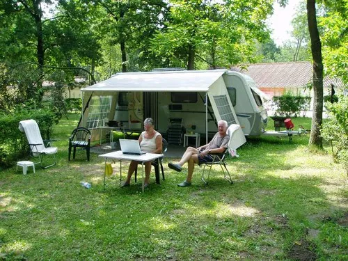 Dorcas Center & Camping 6