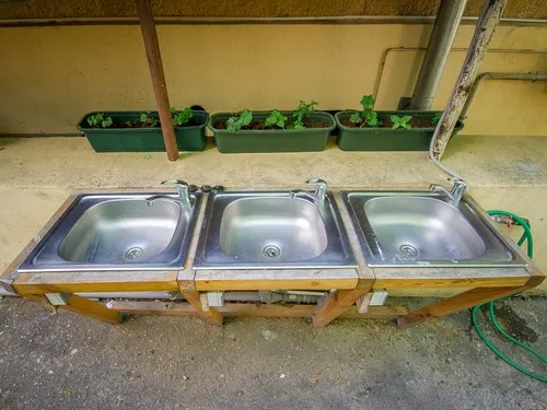 Downtown Forest Hostel & Camping 6