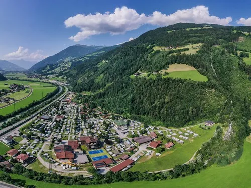 Aufenfeld - Ferienresort Zillertal 11