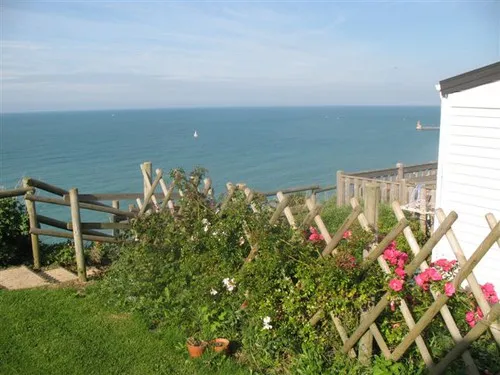 Flower Camping De Reneville 7