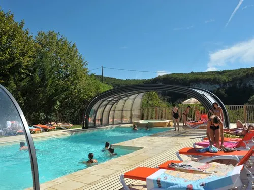 Flower Camping la Sagne 3