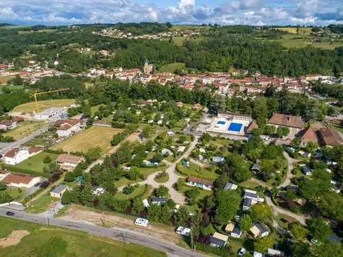 Flower Camping - Le Château 3