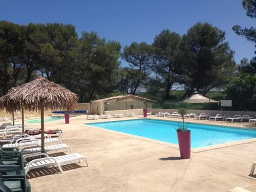 Flower Camping Lou Paradou 3