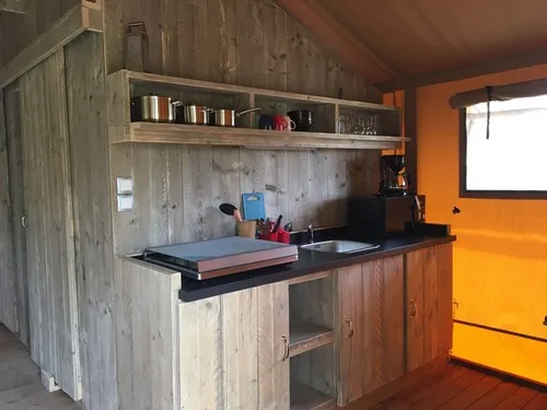 Glamping Sainte Suzanne 5