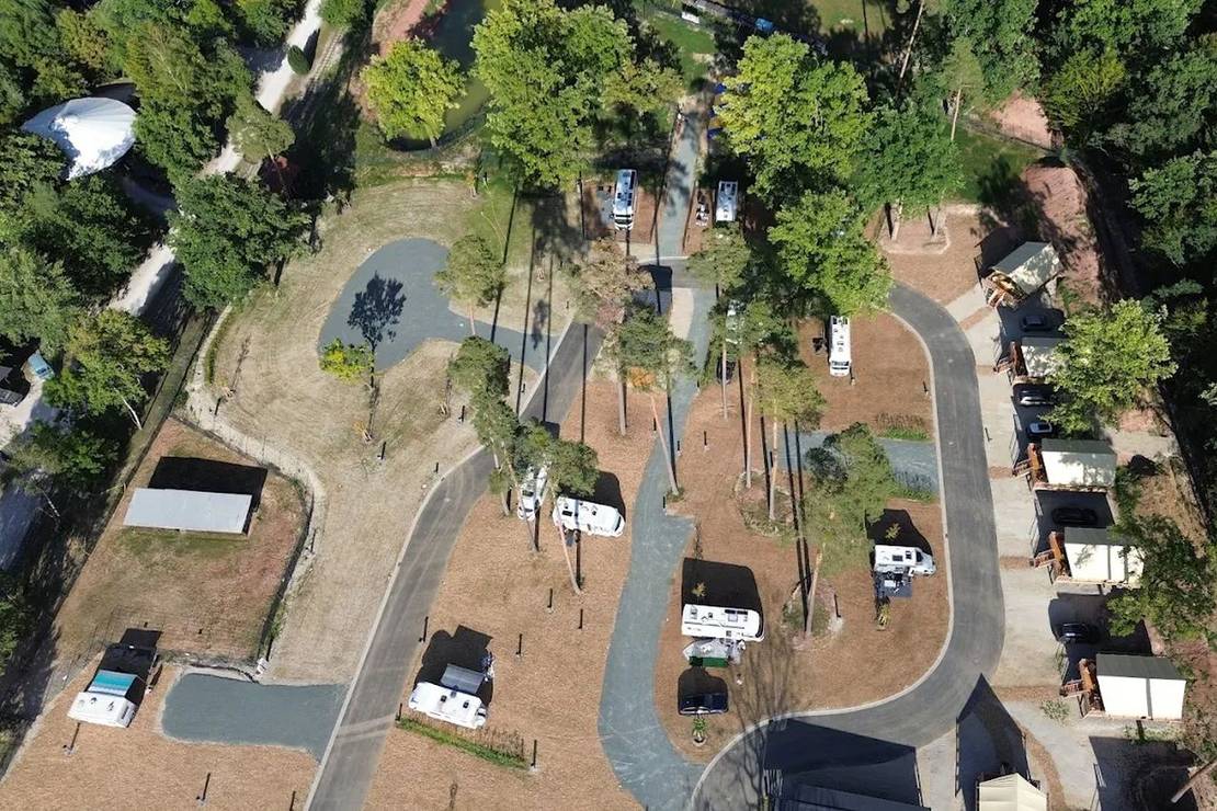 Glampingpark Schloss Thurn 4