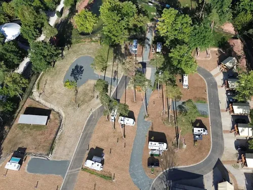 Glampingpark Schloss Thurn 3