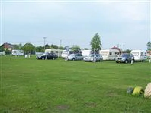 Heléna Campingpark 6