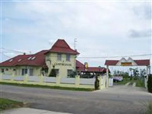 Heléna Campingpark 4