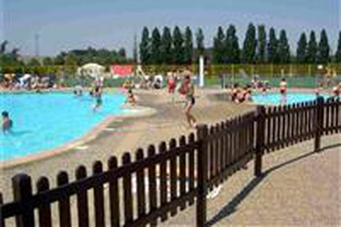 Hôtel de Plein Air du Centre De Loisirs 6