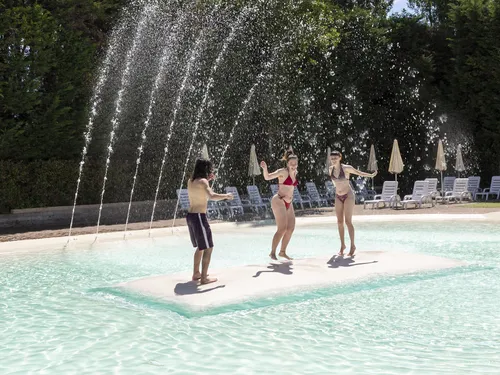 hu Venezia camping in town 4