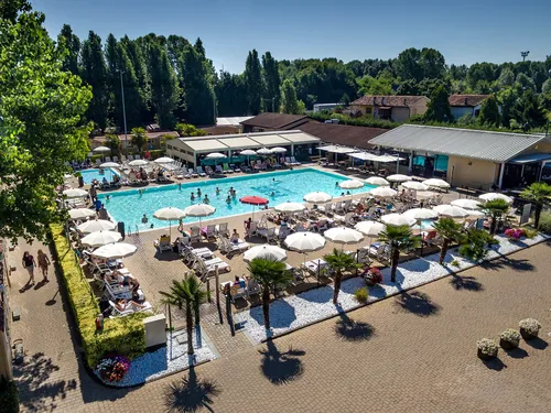 hu Venezia camping in town 6