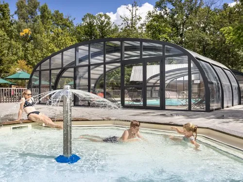 Huttopia Versailles 6