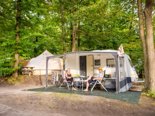 Huttopia Versailles 4