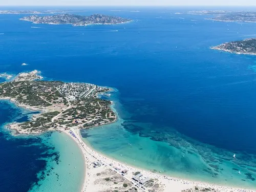 Isola dei Gabbiani - land of water 6