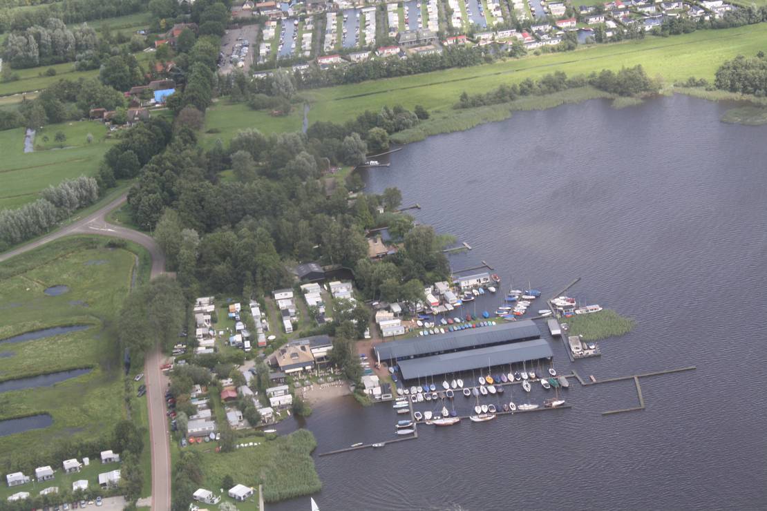 Jachthaven-Camping-Botenverhuur Aan 't Wiede 3