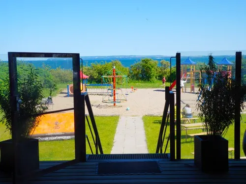 KNAUS Camping- und Ferienhauspark Rügen**** 5