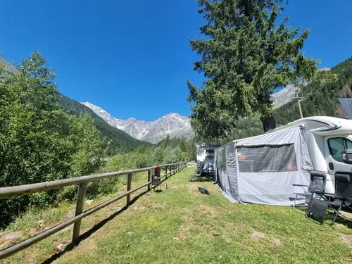 Macugnaga Natural Camping Sporting center 5