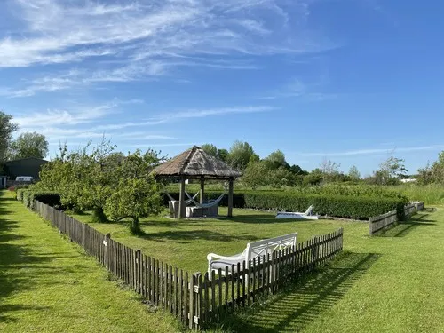 Minicamping & Kloostertuin Werendijke 6