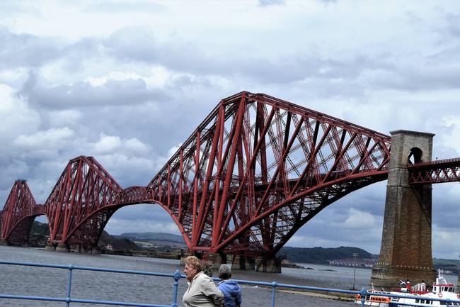 QUEENSFERRY - RAIL BRIDGE
