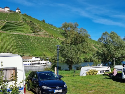 Moselcampingplatz Pünderich image 2