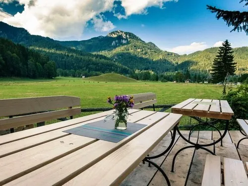 Mountain Camping & Glamping JEZERSKO 4