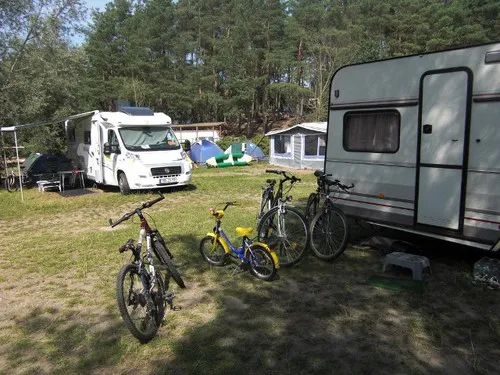 Natur-Campingplatz Zum Hexenwäldchen 6