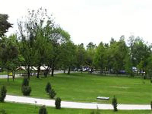 Nomád Baradla Kemping és Turisaszálló 4