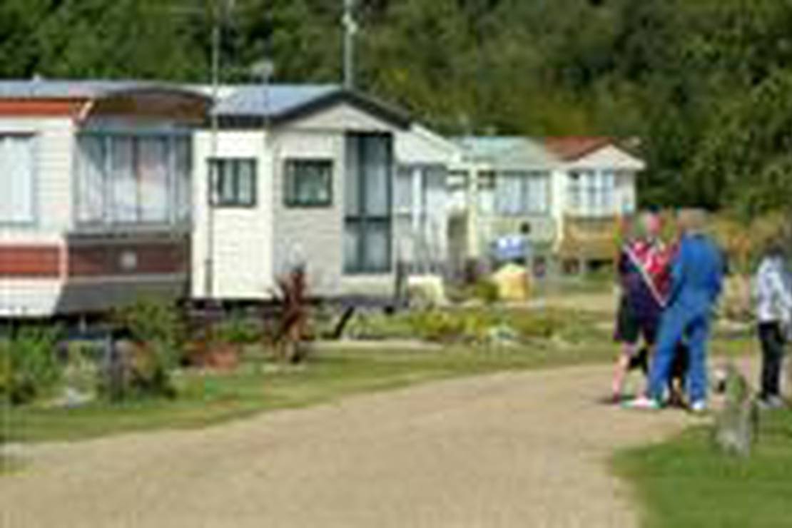Campingplatz Pinewoods Holiday Park in East of England camping.info