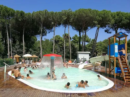 Piomboni Camping Village *** 6
