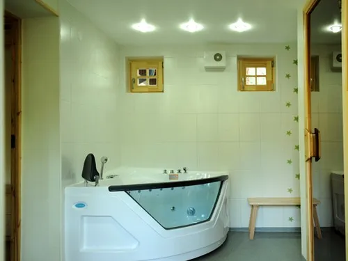 Roosta Holiday Village 5