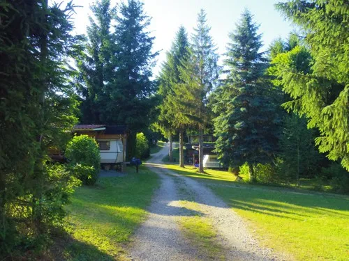 Schlosscamping Kleinziegenfeld 5