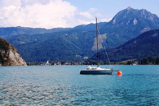 Baden mit Blick auf die Berge