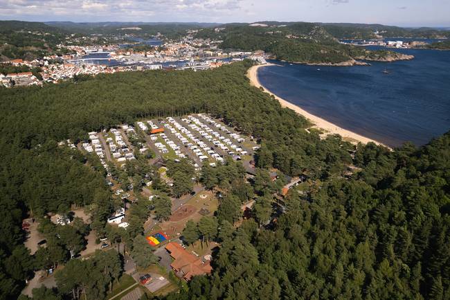 Topcamp Sjøsanden from the sky! Just by the beach and with only a short walk to the city center.