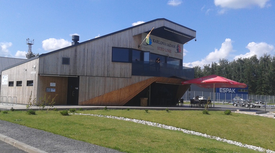 Tartu Karlova Sadam Camping Info