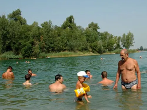 Tavirózsa Kemping 3